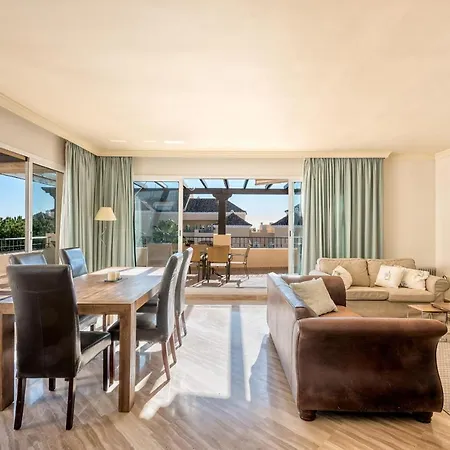 Beachfront Penthouse Elviria Playa 2 Marbella