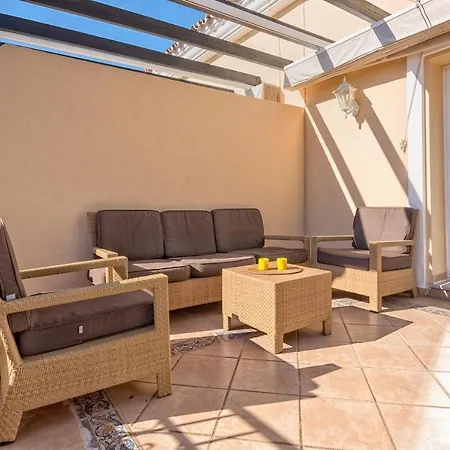 Apartment Beachfront Penthouse Elviria Playa 2